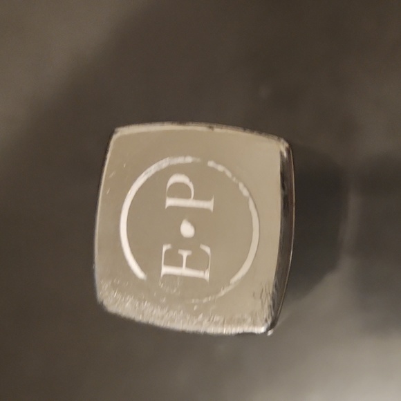 Eve Pearl lipstick - Picture 3 of 3